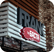 Сеть Frank by Баста — деталь вывески